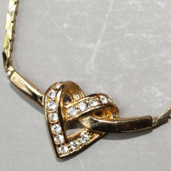 Dior x Swarovski 1980s 18k Yellow Gold Crystal Infinity Knotted Heart Necklace - Picture 10 of 11